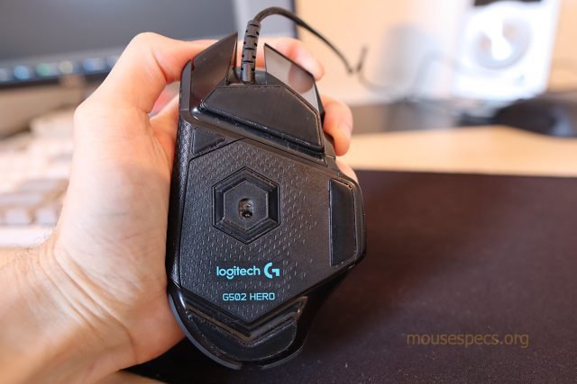 logitech g502 size